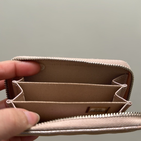 {Chanel} 🦄 17B Iridescent Rose Gold Zippy Wallet - Picture 6 of 6